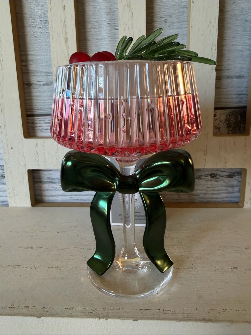 Bath & Body Works Christmas Merry Cocktail Wallflower Fragrance Plug Nightlight